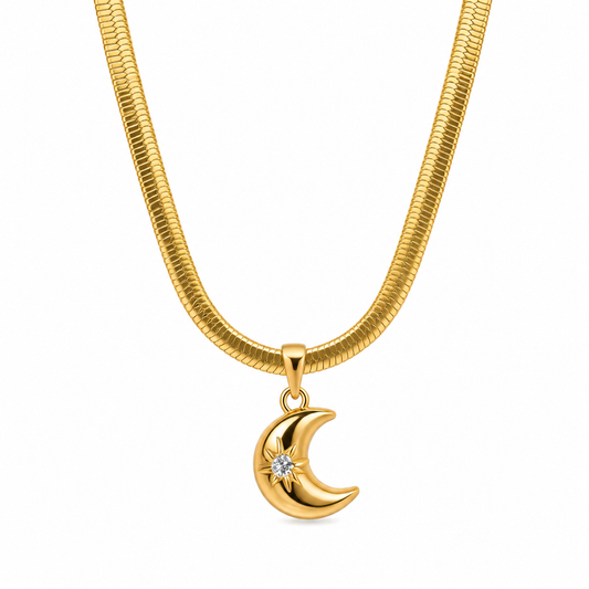 🌙 Golden Crescent Moon Pendant Necklace