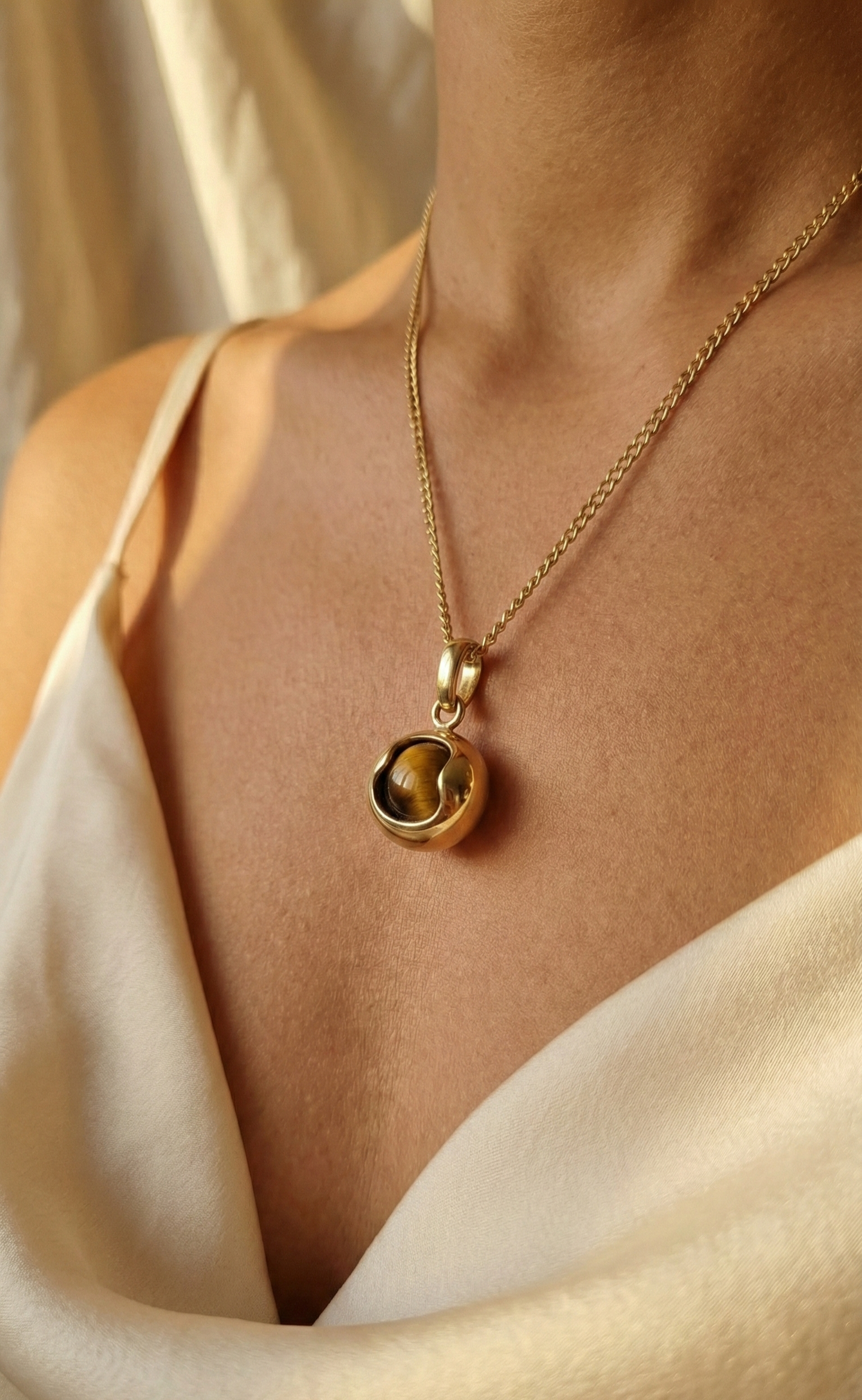 The Aurum Orb