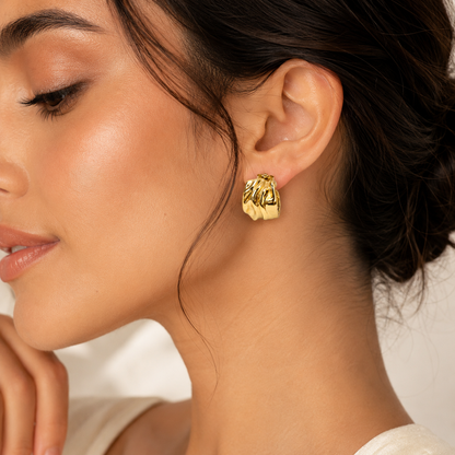 Celeste Curve Earrings