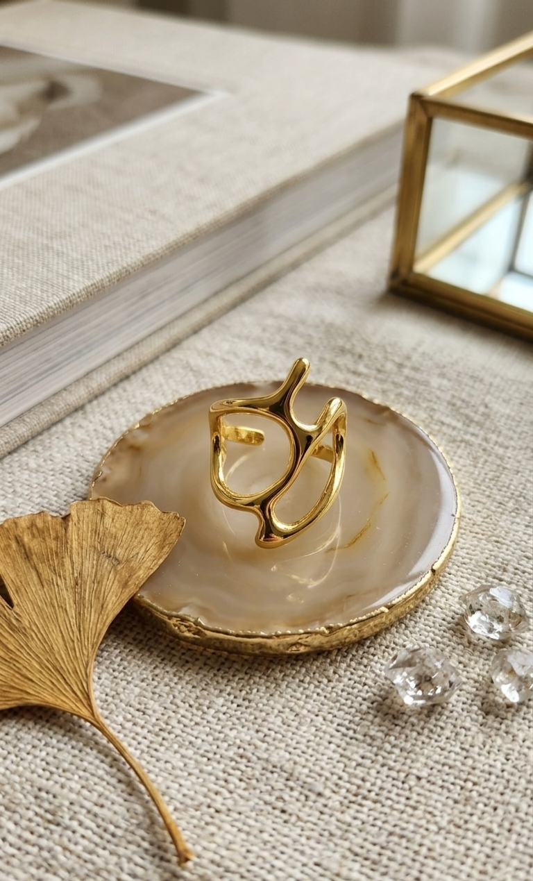 Golden Abstract Sculpt Ring